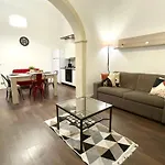Santa Croce - Vivi Il Cuore Della